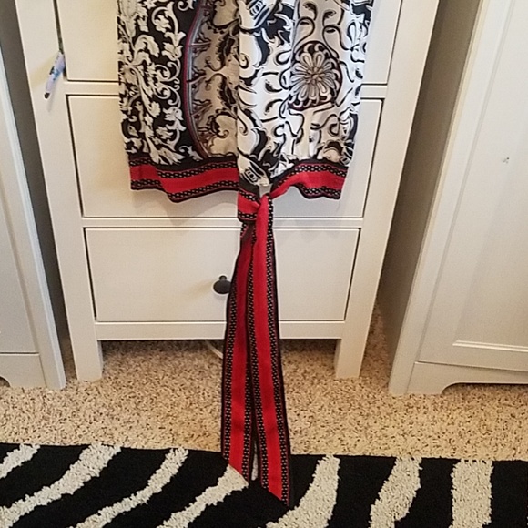 Blouse - Picture 3 of 4